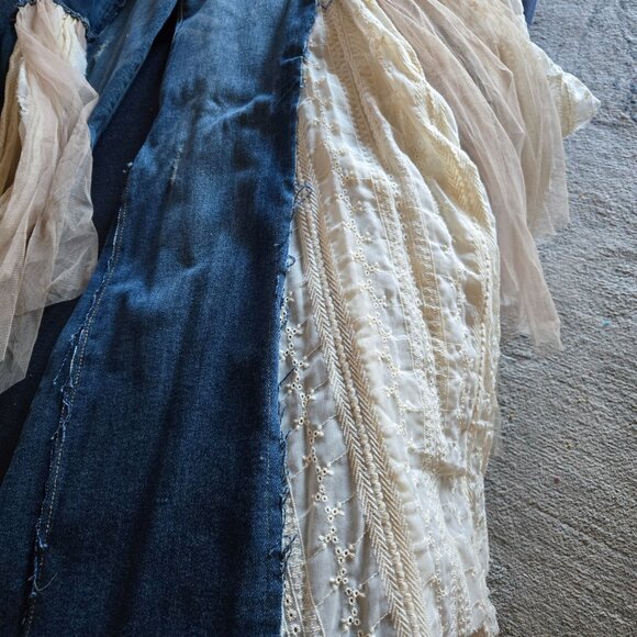 Jeans - Picture 2 of 8